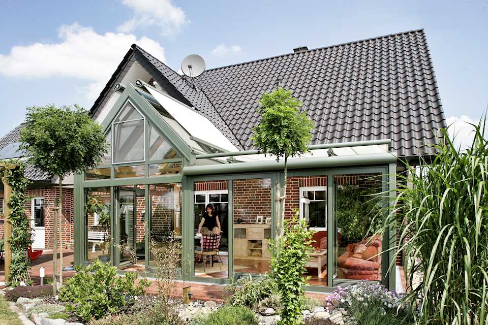 Helårs Vinterhage: Din Guide til en Grønn Oase Året Rundt () Helårs Vinterhage: Din Guide til en Grønn Oase Året Rundt